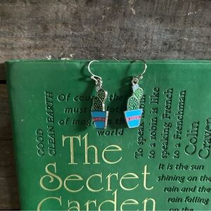 NWT Cactus Love Pot earrings